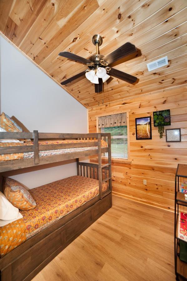 7Cs Lodging Flintstone ภายนอก รูปภาพ